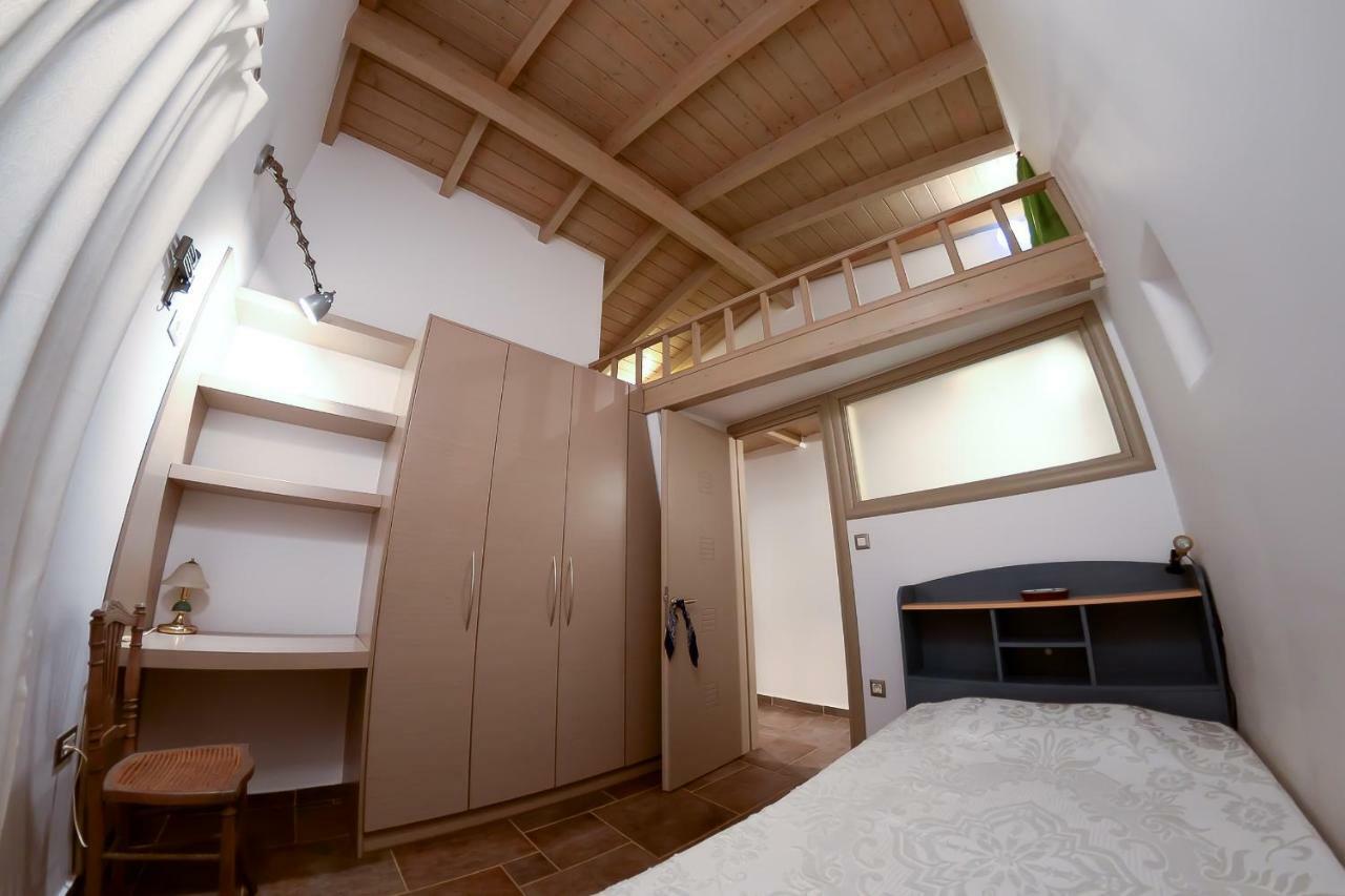 فيلا Patras Luxury Seaside House المظهر الخارجي الصورة