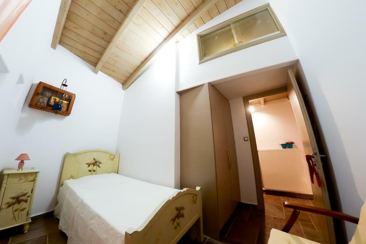 فيلا Patras Luxury Seaside House المظهر الخارجي الصورة
