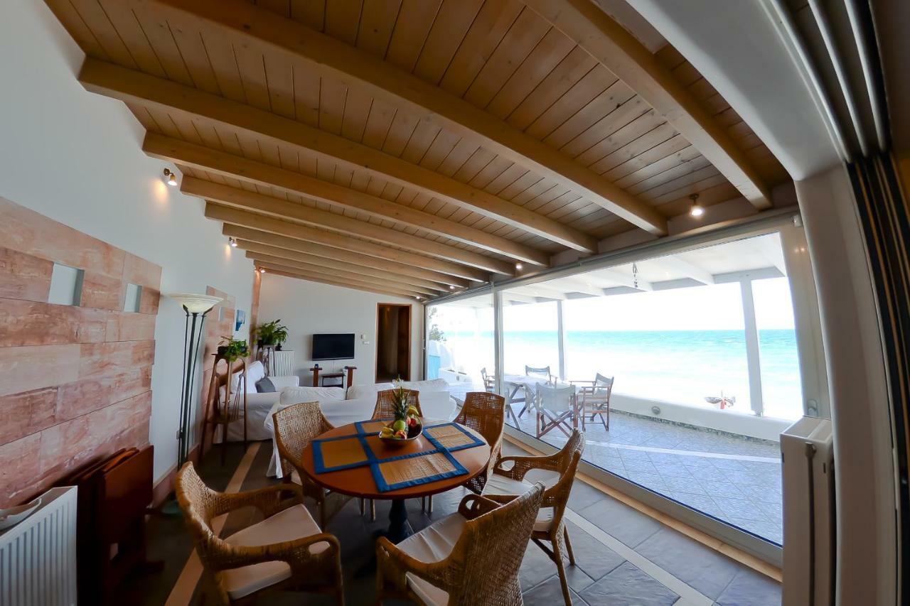 فيلا Patras Luxury Seaside House المظهر الخارجي الصورة