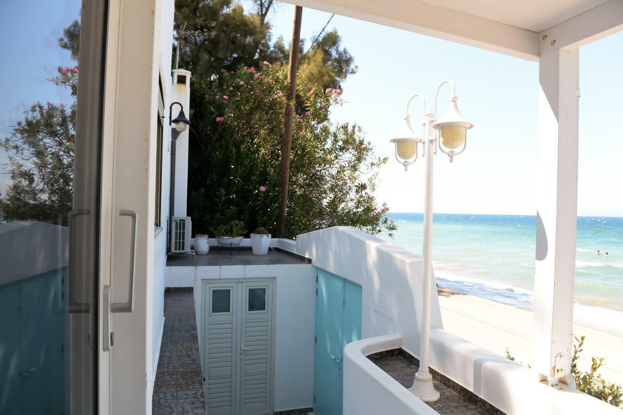 فيلا Patras Luxury Seaside House المظهر الخارجي الصورة