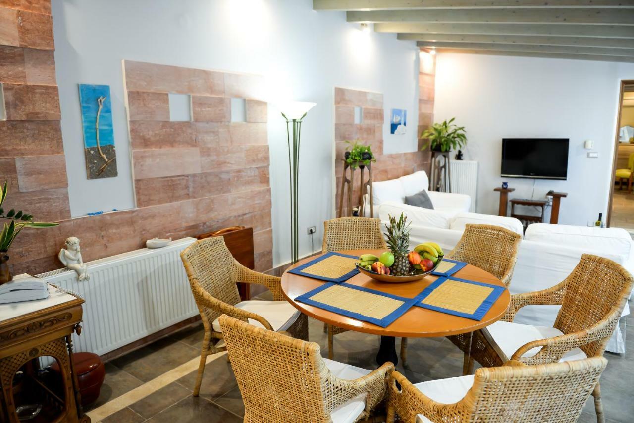 فيلا Patras Luxury Seaside House المظهر الخارجي الصورة