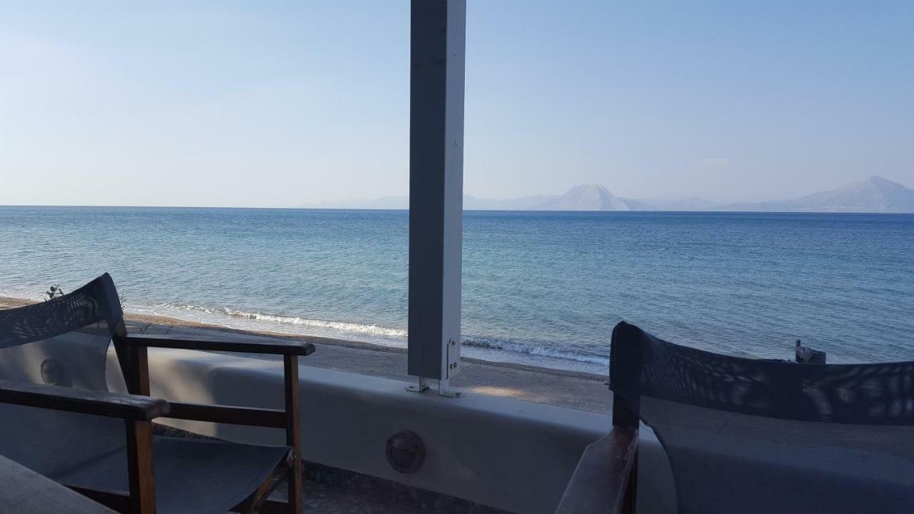 فيلا Patras Luxury Seaside House المظهر الخارجي الصورة